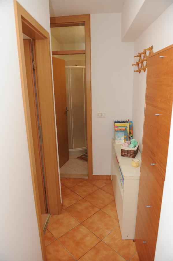 Apartma Lavela Izola Buitenkant foto