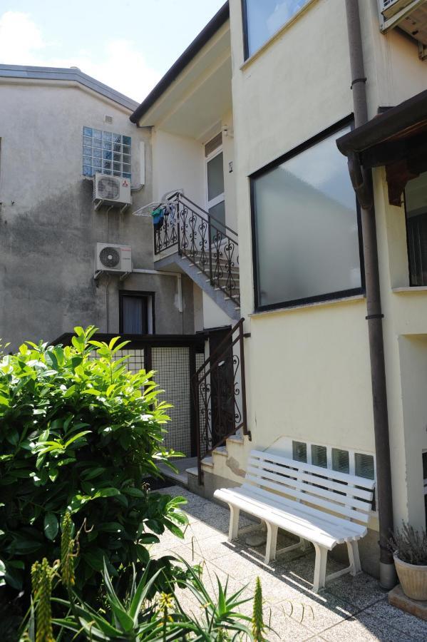 Apartma Lavela Izola Buitenkant foto